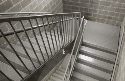 Metal staircase supporting the turnaround route